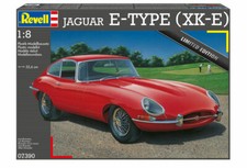 REVELL® 07390 1:8 JAGUAR